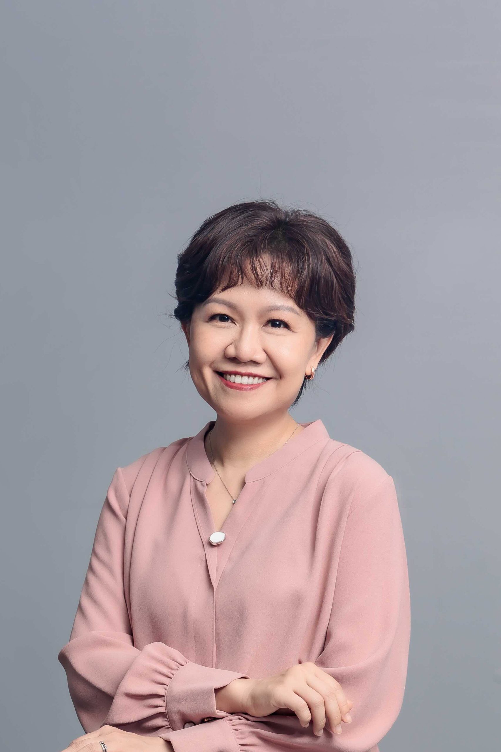 連賢明 共同主持人溫怡玲執行長